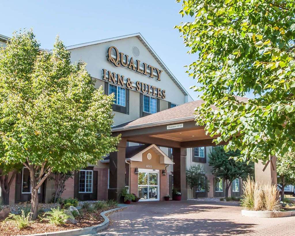 Quality Inn & Suites University Fort Collins Exterior photo